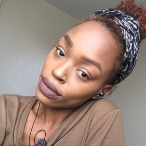 Meet your Posher, Kyla